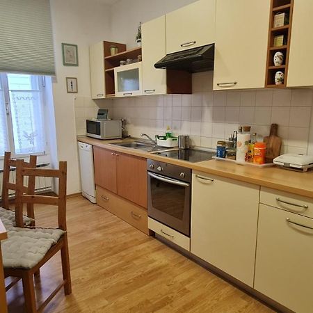 Apartma Domenika Ptuj Esterno foto